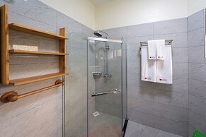 Las Vegas Hotel Mbarara
