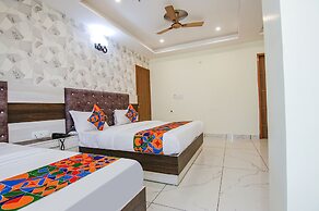 Fabhotel Meridian Inn