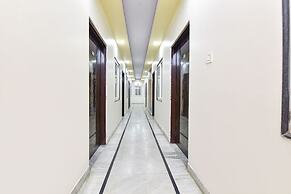 FabHotel Golden Leaf I