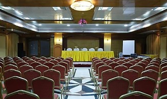 Fabhotel Prime Chennai Deluxe