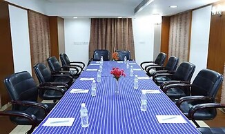 Fabhotel Prime Chennai Deluxe