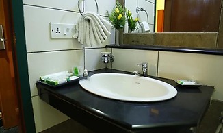 Fabhotel Prime Chennai Deluxe