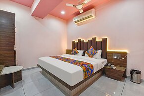 Fabhotel Max Inn