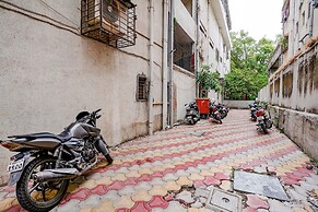 Fabhotel Bhakti Sankul