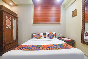 FabExpress Corinthia Boutique Rooms, Candolim Beach
