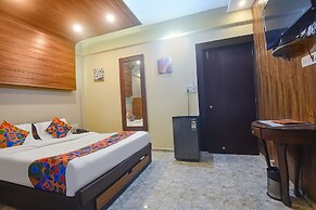 FabExpress Corinthia Boutique Rooms, Candolim Beach