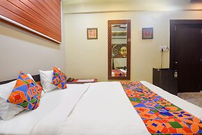 FabExpress Corinthia Boutique Rooms, Candolim Beach