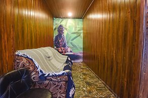 FabExpress Corinthia Boutique Rooms, Candolim Beach