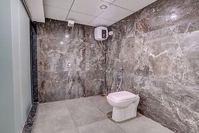 Fabhotel The Valentine