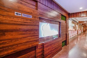 Fabhotel The Valentine