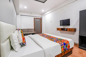 Fabhotel The Valentine