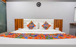 Fabhotel The Valentine