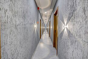 Fabhotel Western Inn