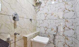 Fabhotel Symphony Grand