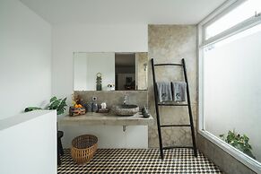 Villa M by Alfred in Bali