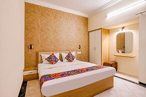 Fabhotel Heritage Palace