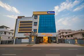 Fabhotel Dps International