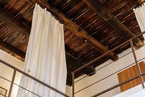 Via dei Tribunali 175