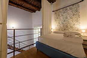 Via dei Tribunali 175