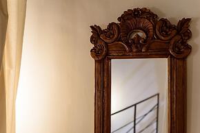 Via dei Tribunali 175