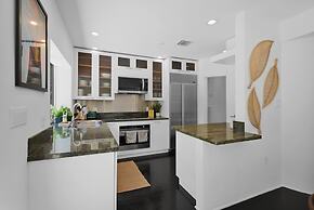 Summer Estate - Pool Parking Prime Location