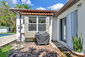 Summer Estate - Pool Parking Prime Location