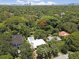 Summer Estate - Pool Parking Prime Location