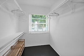 Summer Estate - Pool Parking Prime Location