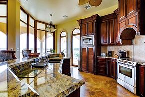 Villa Castello- Water Views Resort Amenities