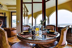 Villa Castello- Water Views Resort Amenities