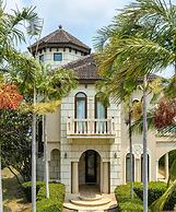 Villa Castello- Water Views Resort Amenities