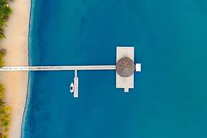 Villa Castello- Water Views Resort Amenities