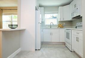 La Vie Boheme 2 - Charming Oasis w Parking