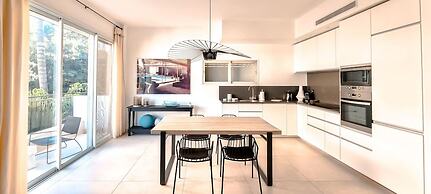 Hovevei Tsiyon Magnolia