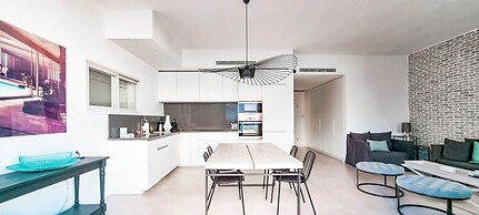 Hovevei Tsiyon Magnolia