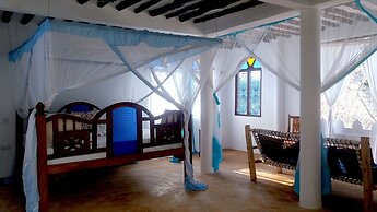 Laguna Palace Michamvi Kae