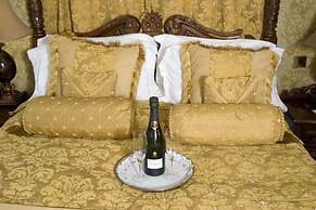 Hunday Manor Country House Hotel