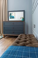 Luxury & Unique-Top Center Apt. - 3BDR