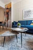 Luxury & Unique-Top Center Apt. - 3BDR