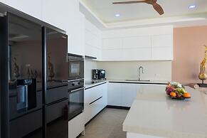 BLUE TIGER Luxury Pool Villa by Blue Mountain Villas