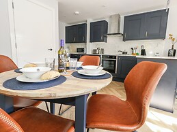 Flat 6, Thornlow Heights