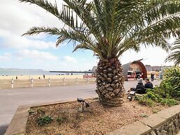 Flat 6, Thornlow Heights