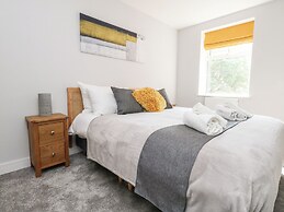 Flat 6, Thornlow Heights