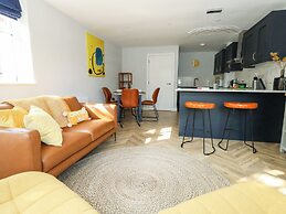 Flat 6, Thornlow Heights