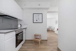 Studio Rynek Dębnicki by Renters