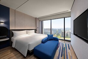 Aloft Yantai