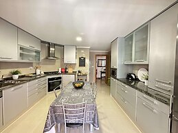 Ameijeira Lagos Apartment