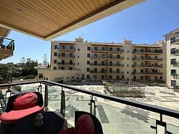 Ameijeira Lagos Apartment