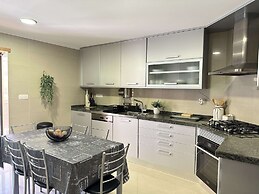 Ameijeira Lagos Apartment