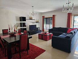 Ameijeira Lagos Apartment